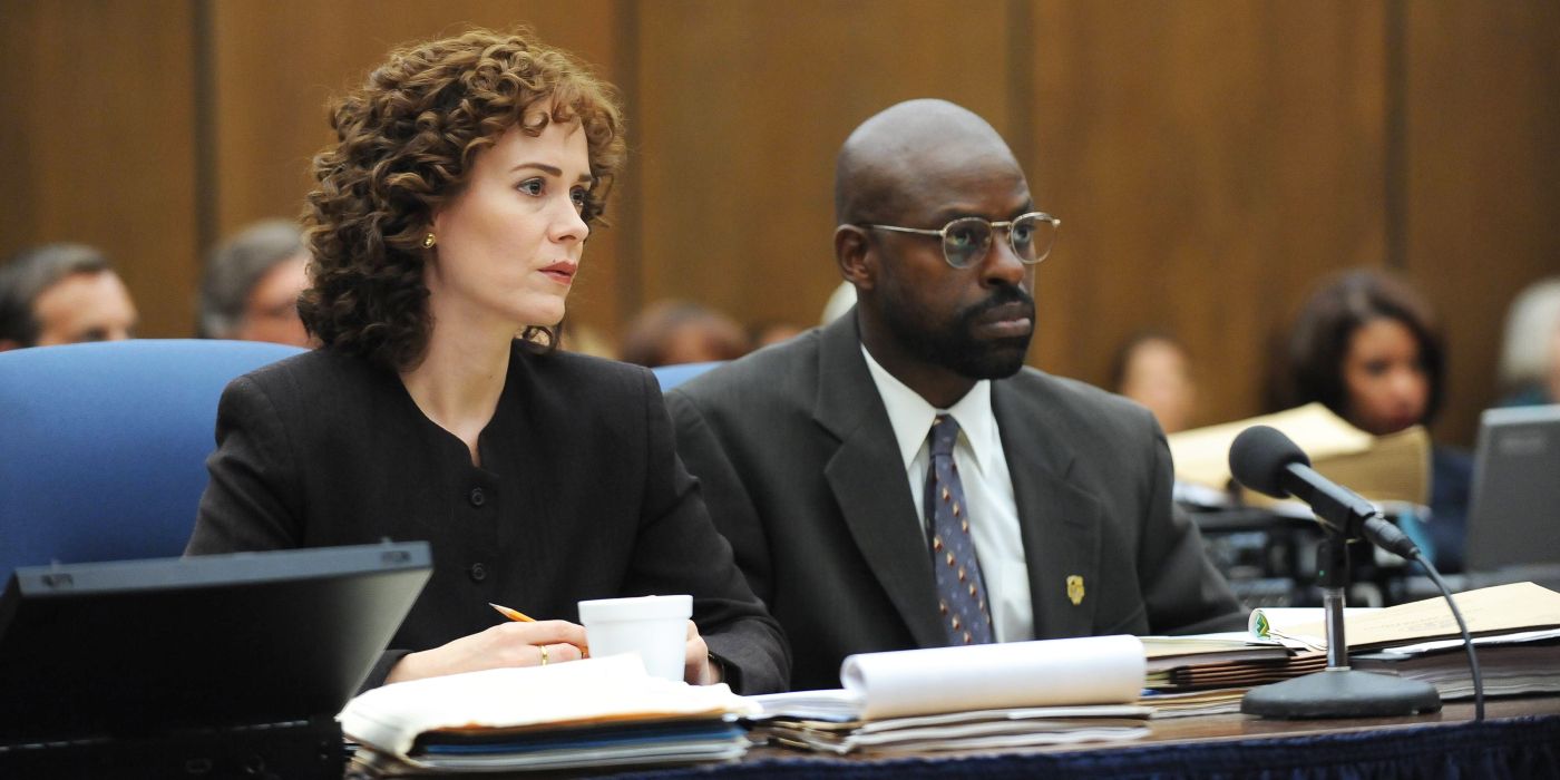 Sarah Paulson and Sterling K. Brown in American Crime Story