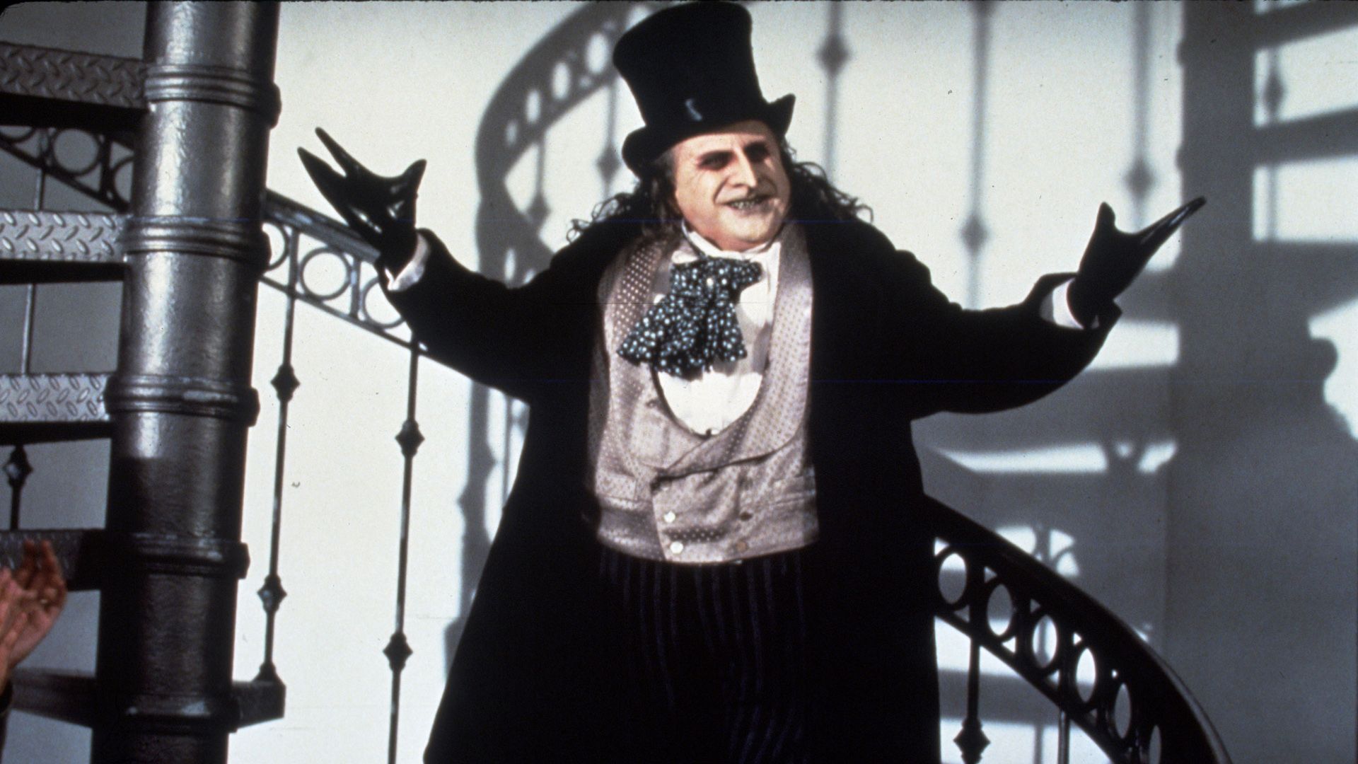 danny-devito-penguin-batman-returns