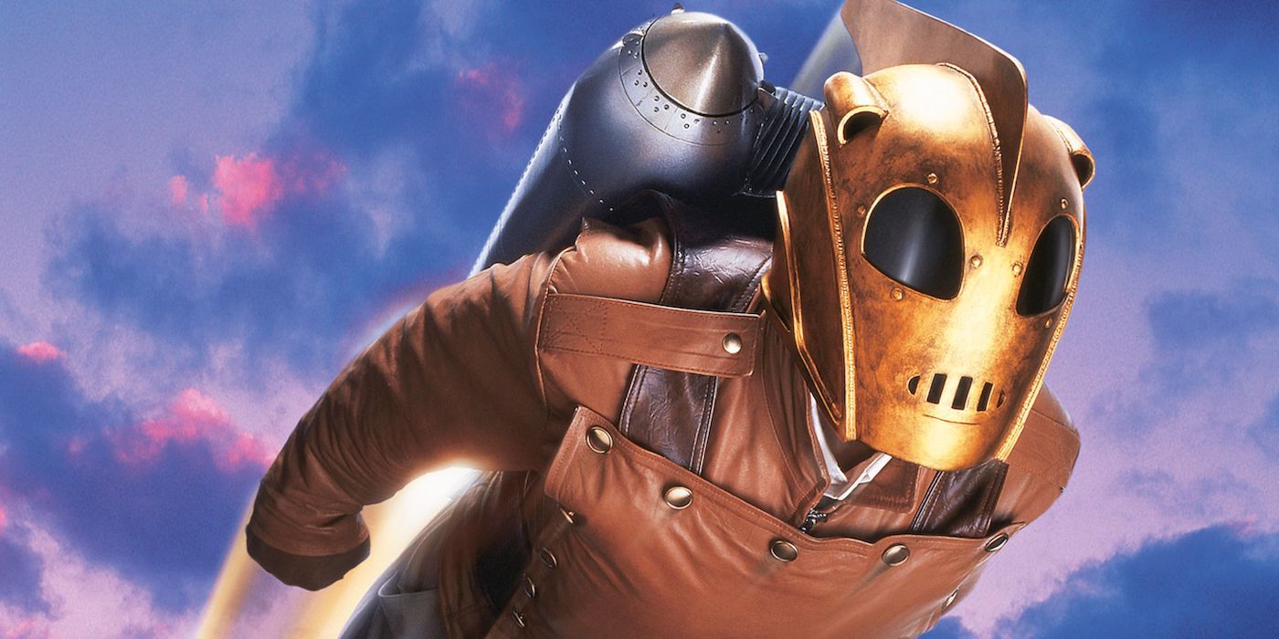 O Rocketeer voando no filme de mesmo nome.