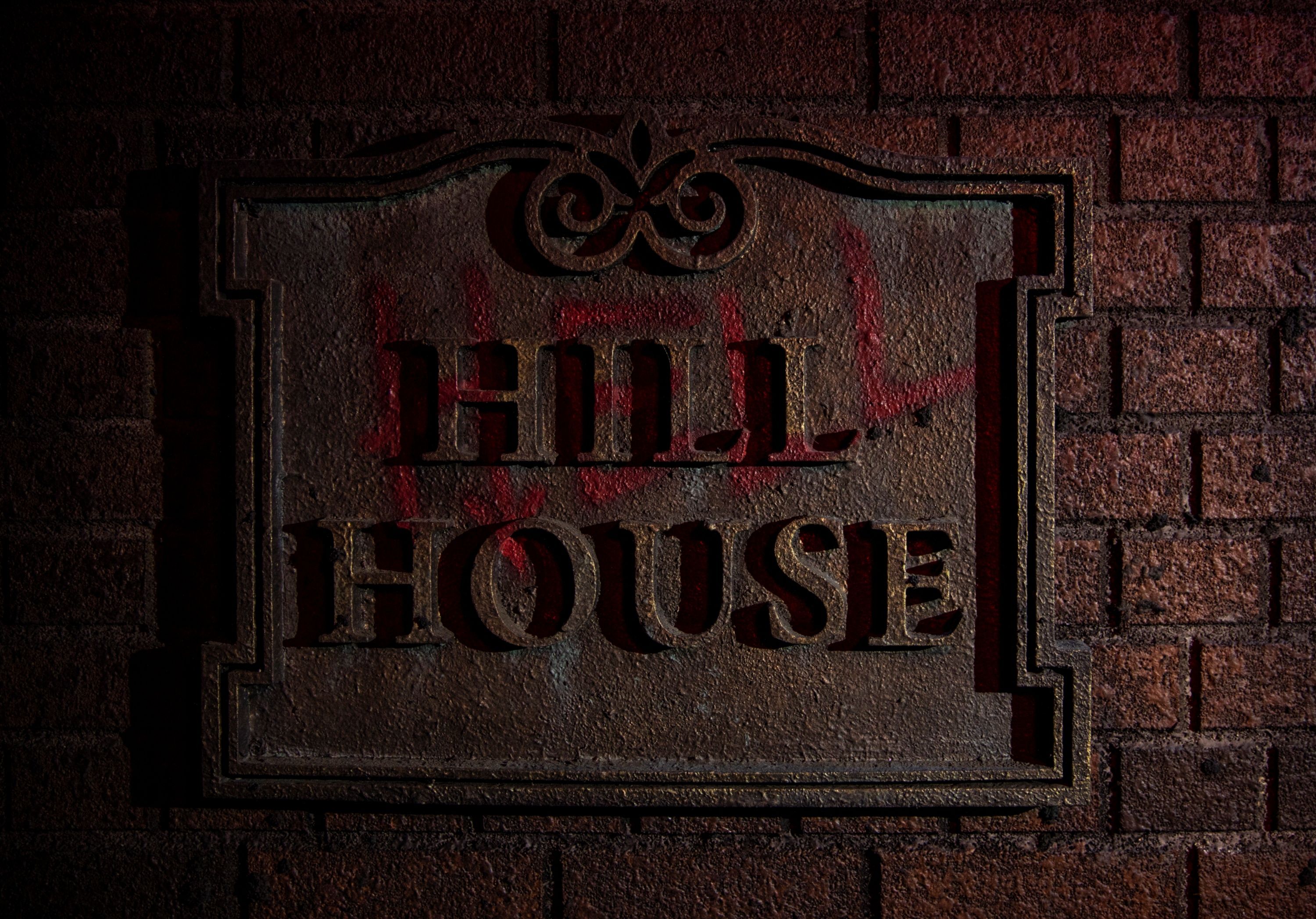 HHN 2021: Haunting of Hill House Maze Images and Details