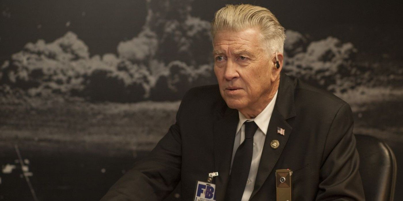David Lynch looking perplexed on Twin Peaks