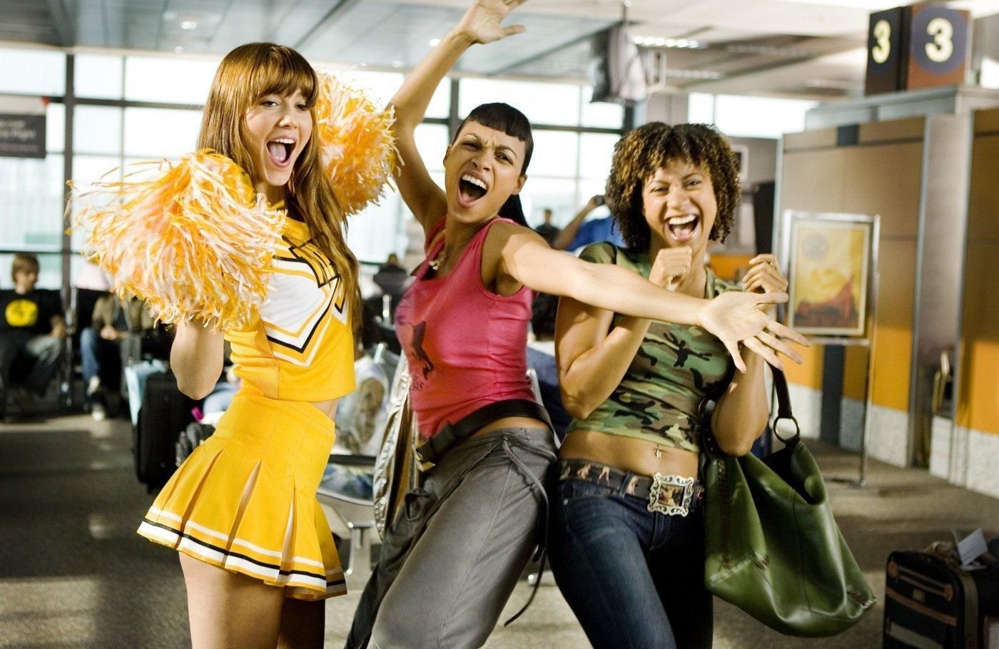 Mary Elizabeth Winstead, Rosario Dawson and Tracie Thoms in Death Proof