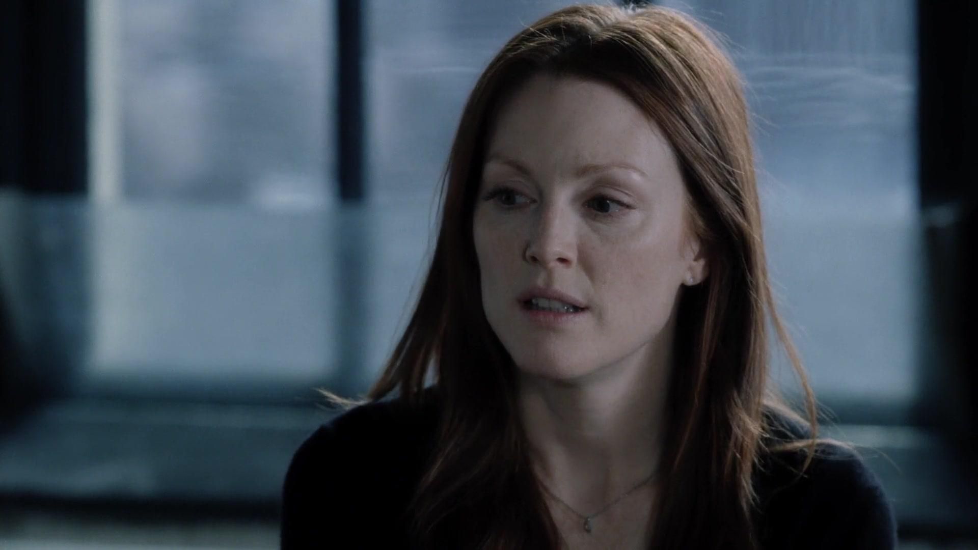 julianne-moore-the-forgotten