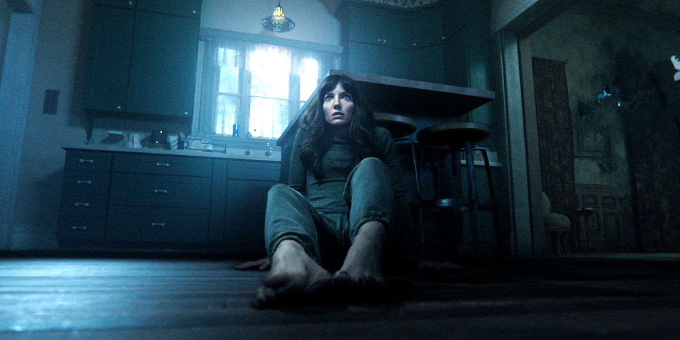 malignant-annabelle-wallis-kitchen