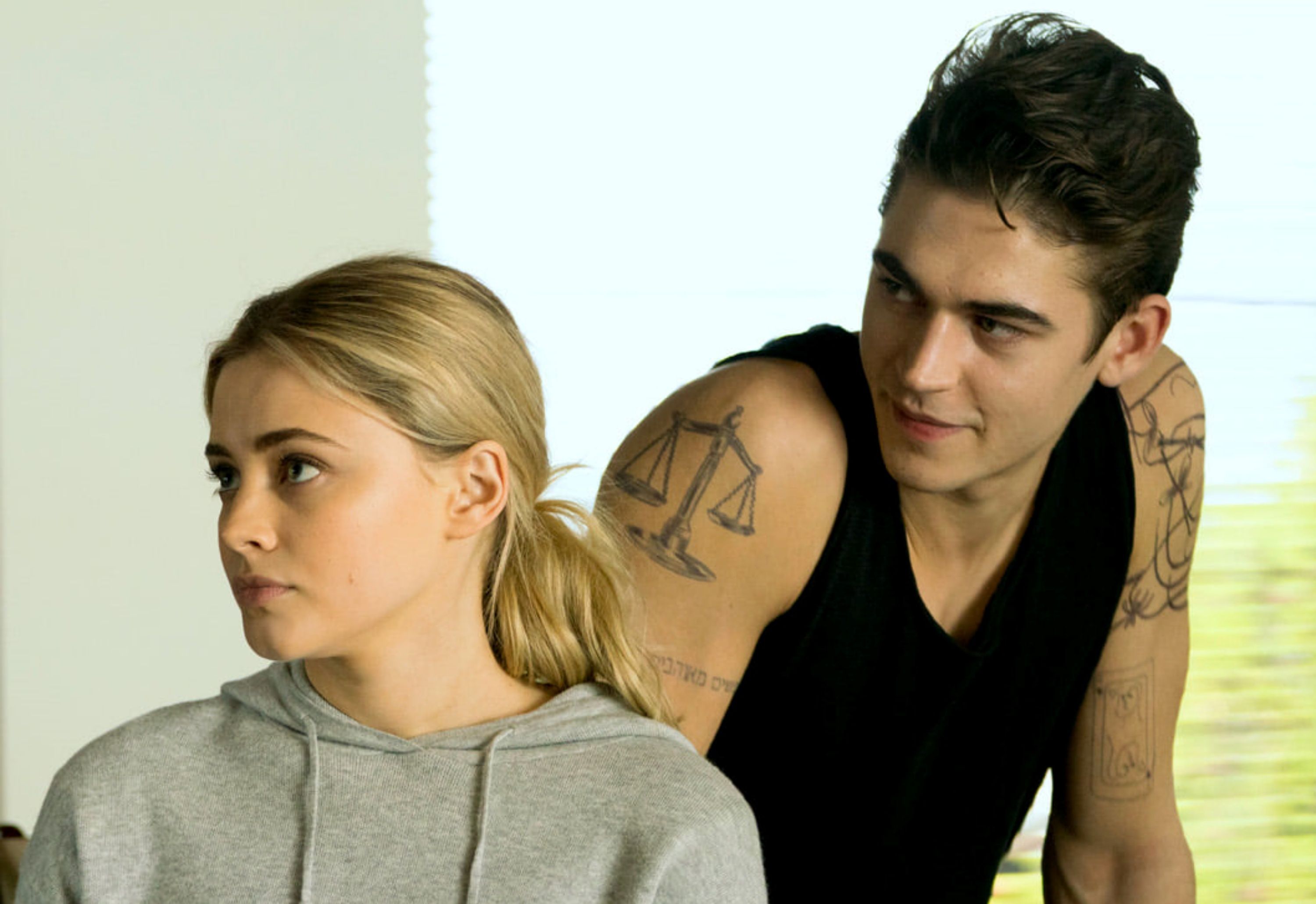 after-we-fell-hero-fiennes-tiffin-josephine-langford-12