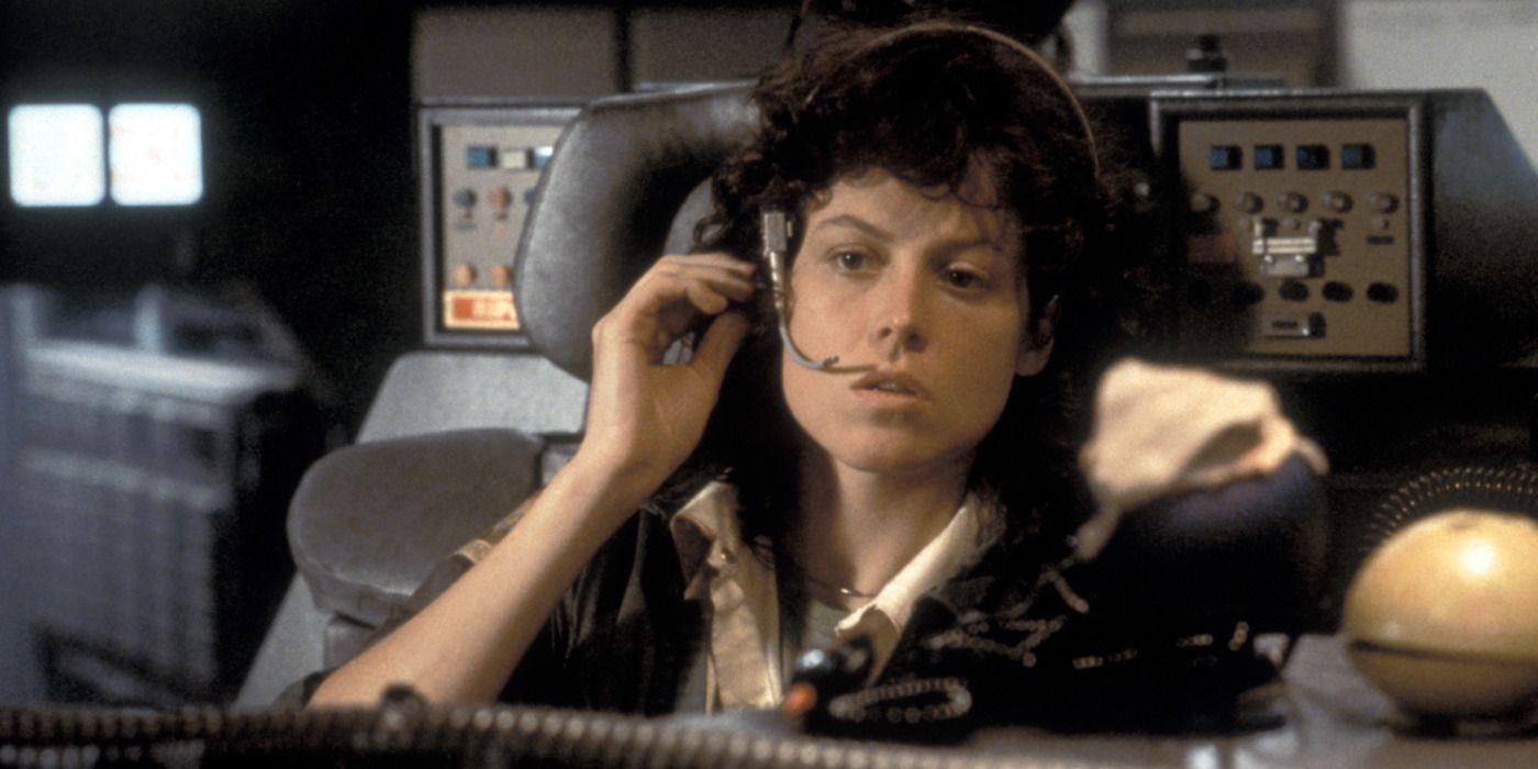 Ripley (Sigourney Weaver) on the com in 'Alien'