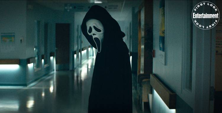 Ghostface in Scream 5