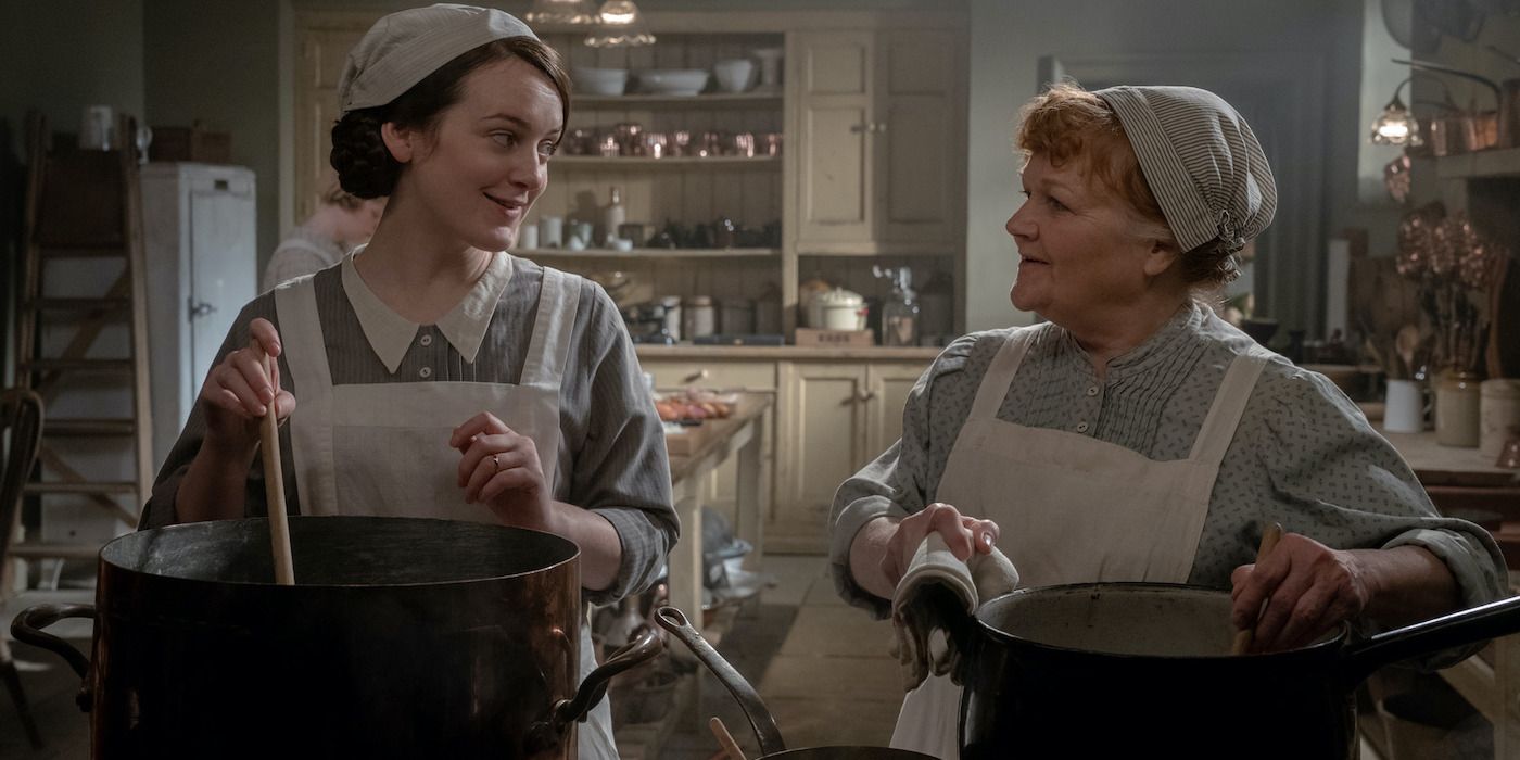 downton-abbey-a-new-era-sophie-mcshera-lesley-nicol-social-featured