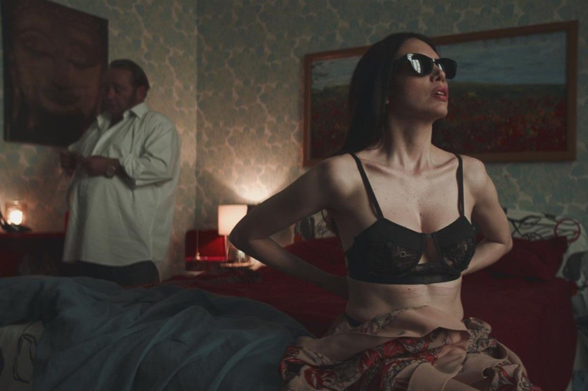 Dark Glasses Image Reveals Dario Argentos First Film In Over A Decade
