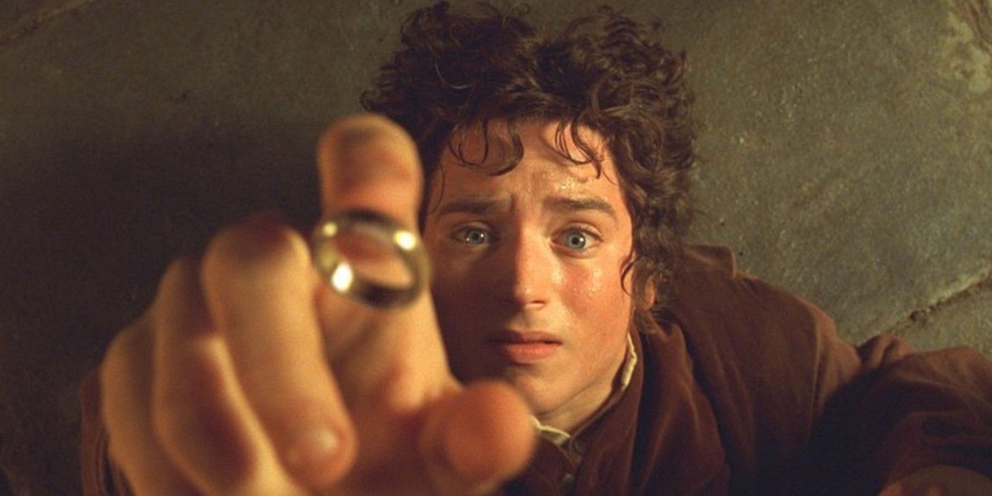 Elijah Wood as Frodo catching the ring