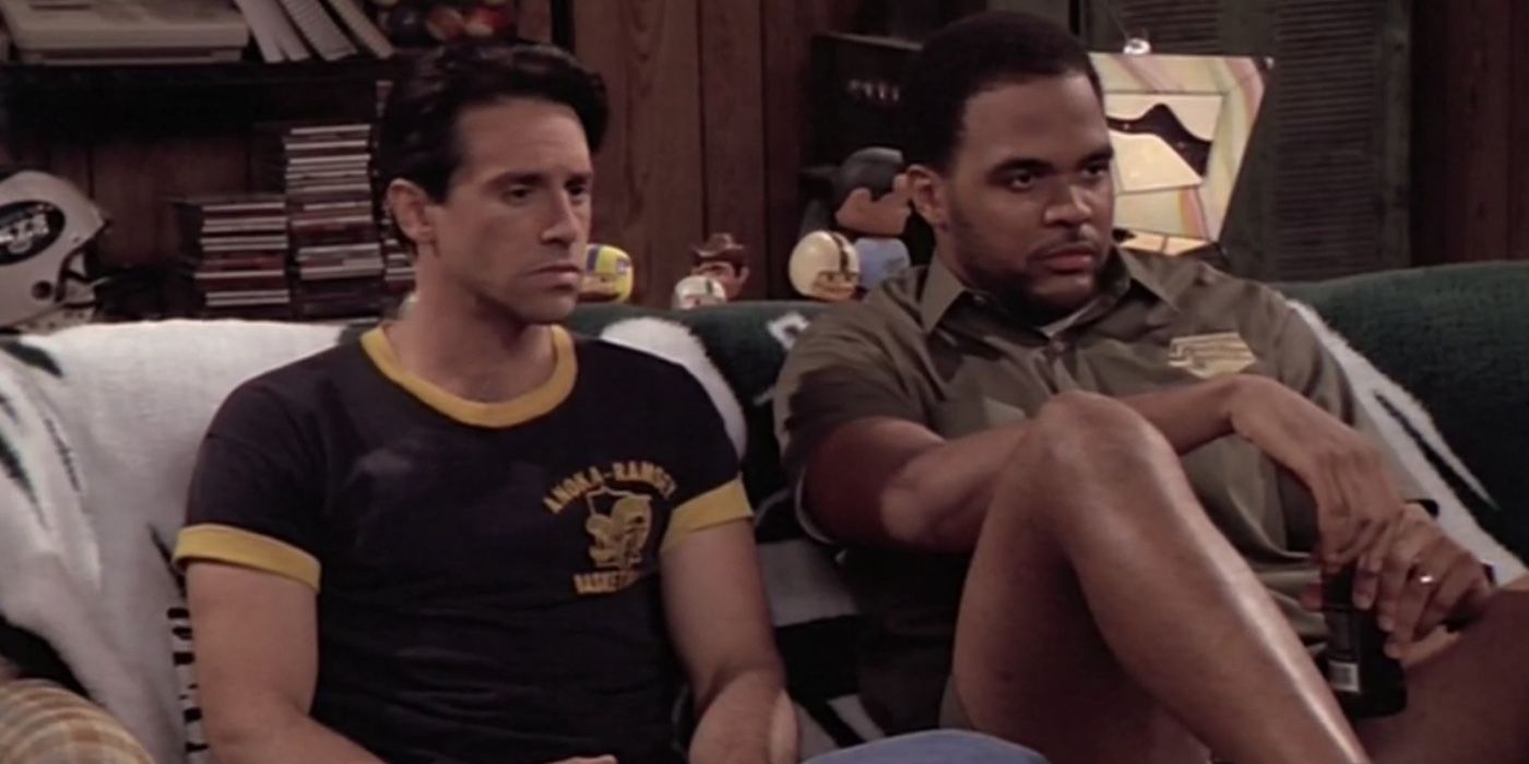 Larry Romano and Victor Williams in The King of Queens