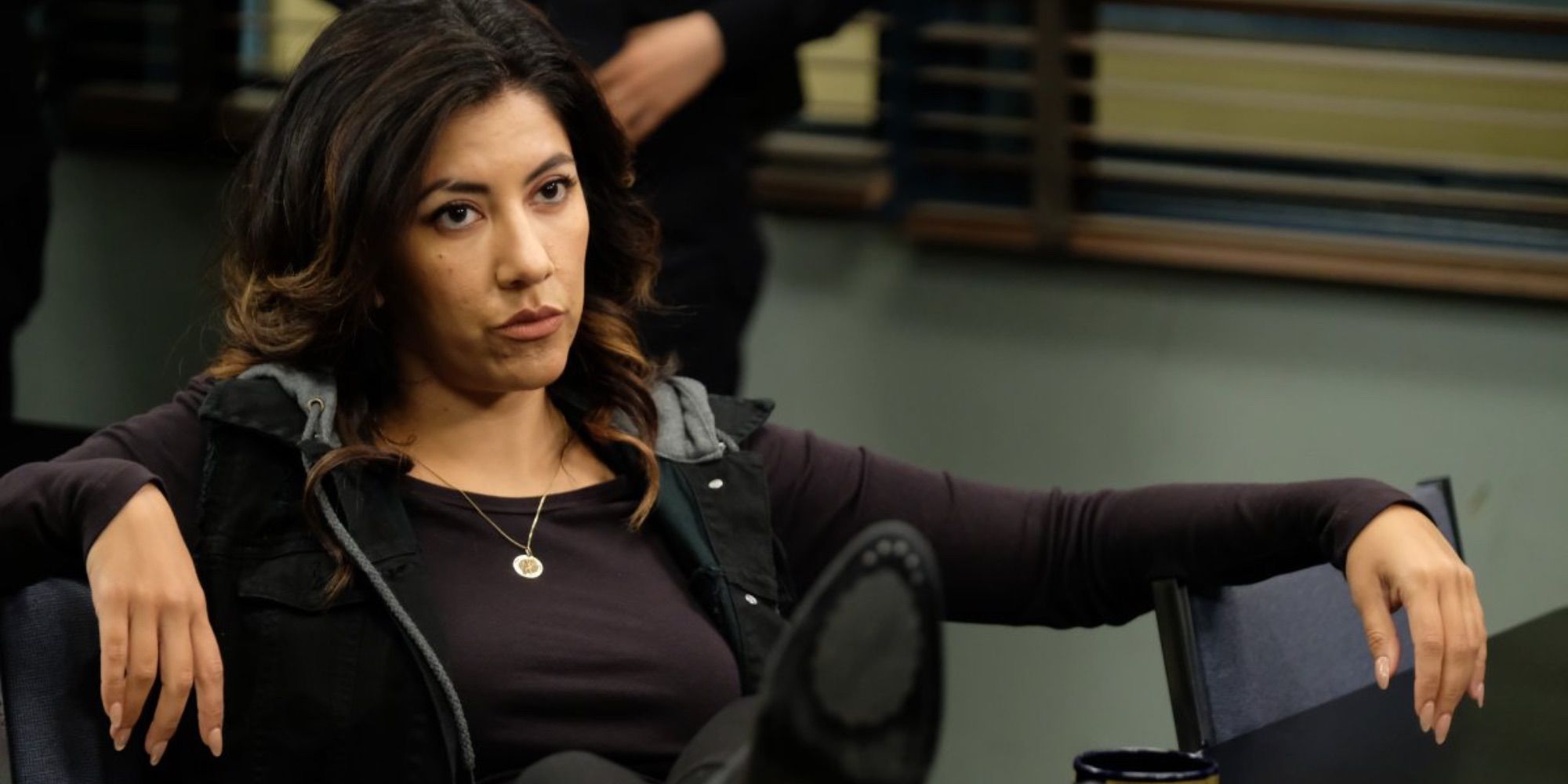 10 Bisexual Representations On TV To Watch For Pride