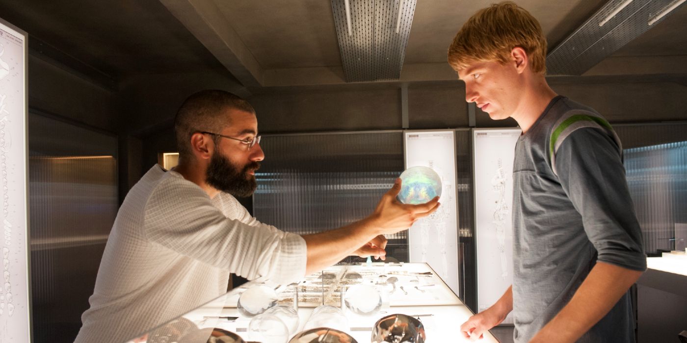 ex-machina-oscar-isaac-domnhall-gleeson