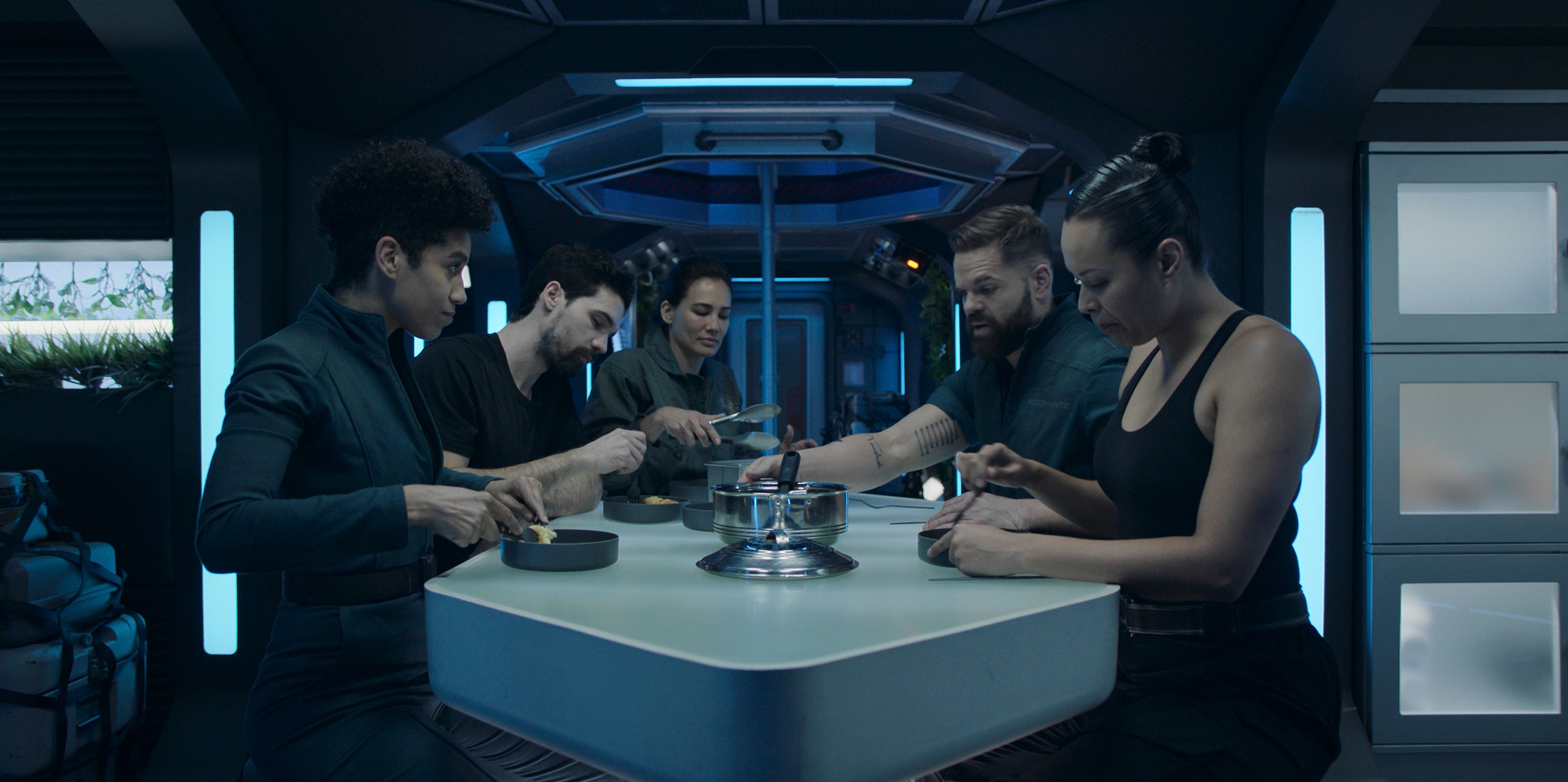 the expanse season 6 cast image Steven Strait and Dominique Tipper