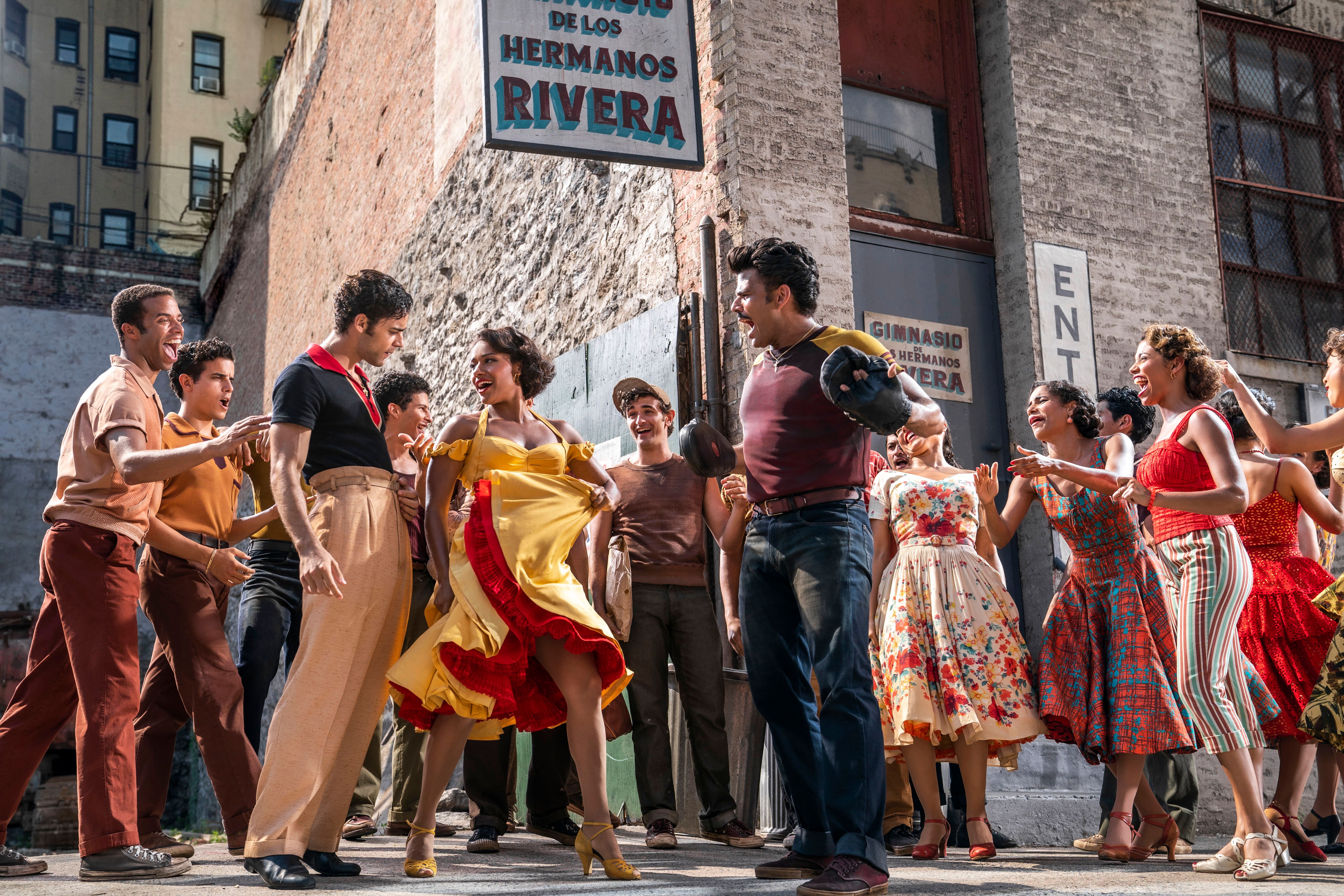 west side story 2021 movie image-1