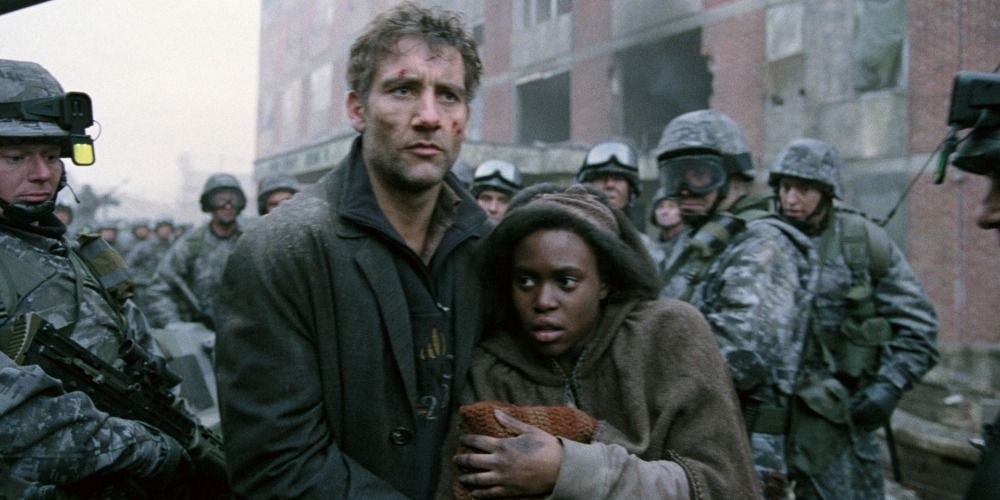Theo and Kee walk amongst soldiers in 'Children of Men'