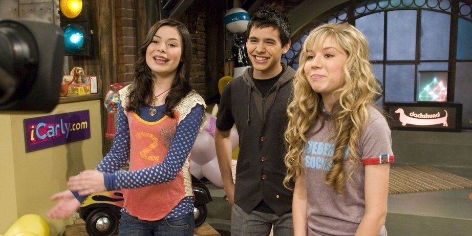 David Archuleta With Miranda Cosgrove And Jennette McCurdy On iCarly