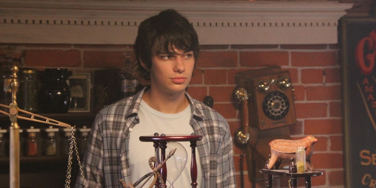 Devon Bostick in Dead Before Dawn 3D