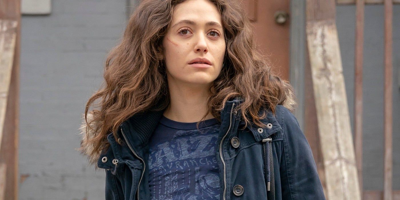 Emmy Rossum as Fiona Gallager looking to the distance in Shameless