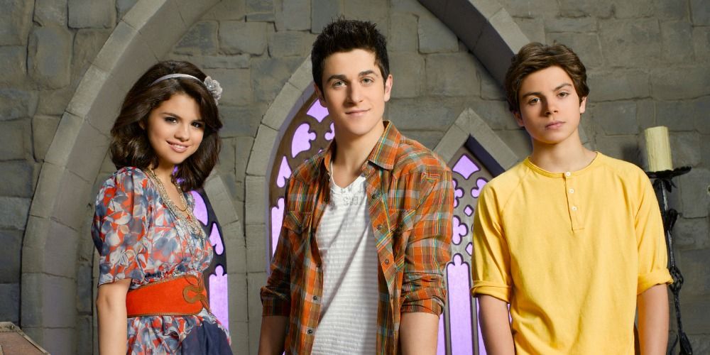 Wizards of Waverly Place Cast 2 by 1