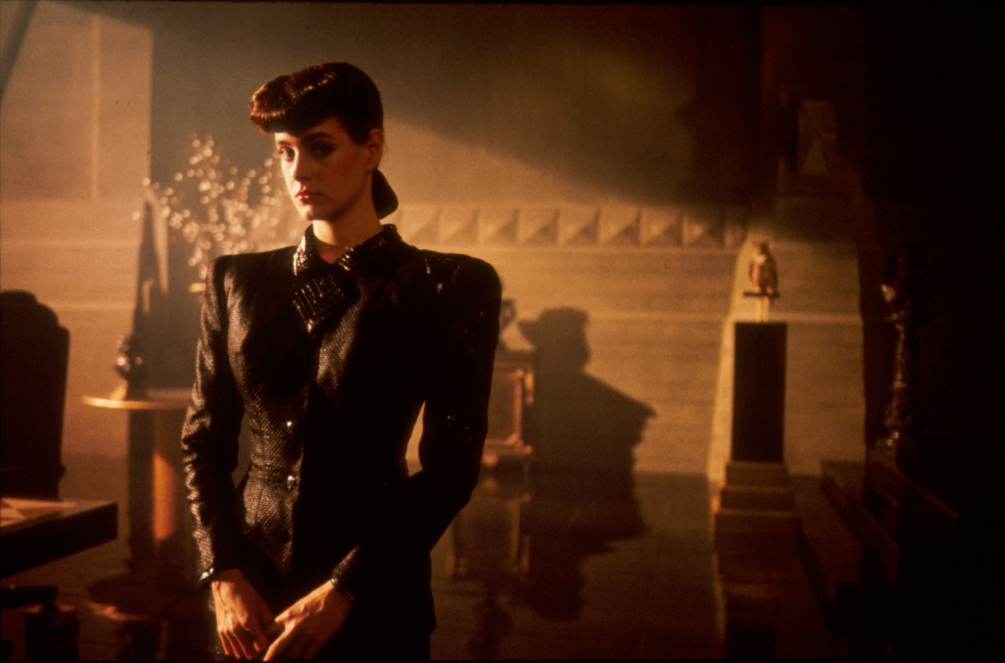 Blade Runner (1/10) Movie CLIP - She's a Replicant (1982) HD 