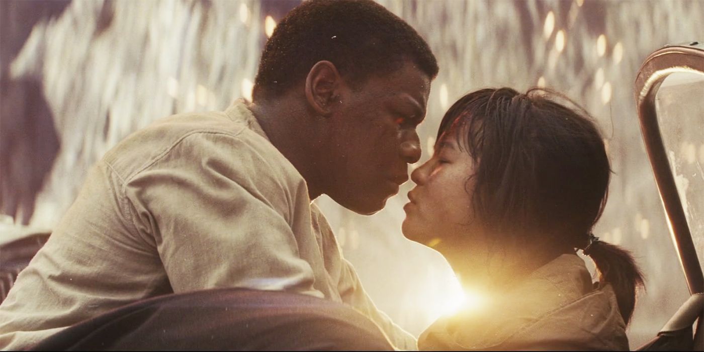 John Boyega e Kelly Marie Tran em 'Os Últimos Jedi'