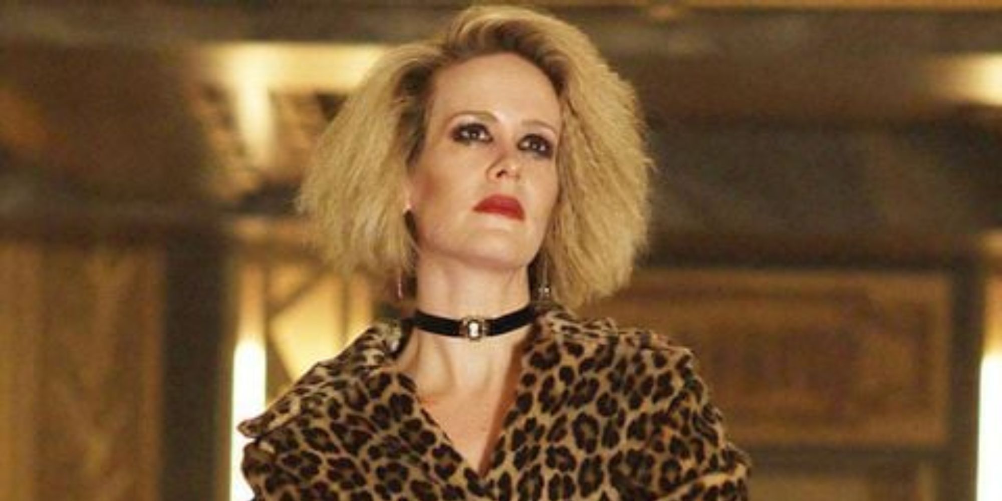 Sally, played by Sarah Paulson, wearing a leopard print jacket in 'AHS: Hotel'