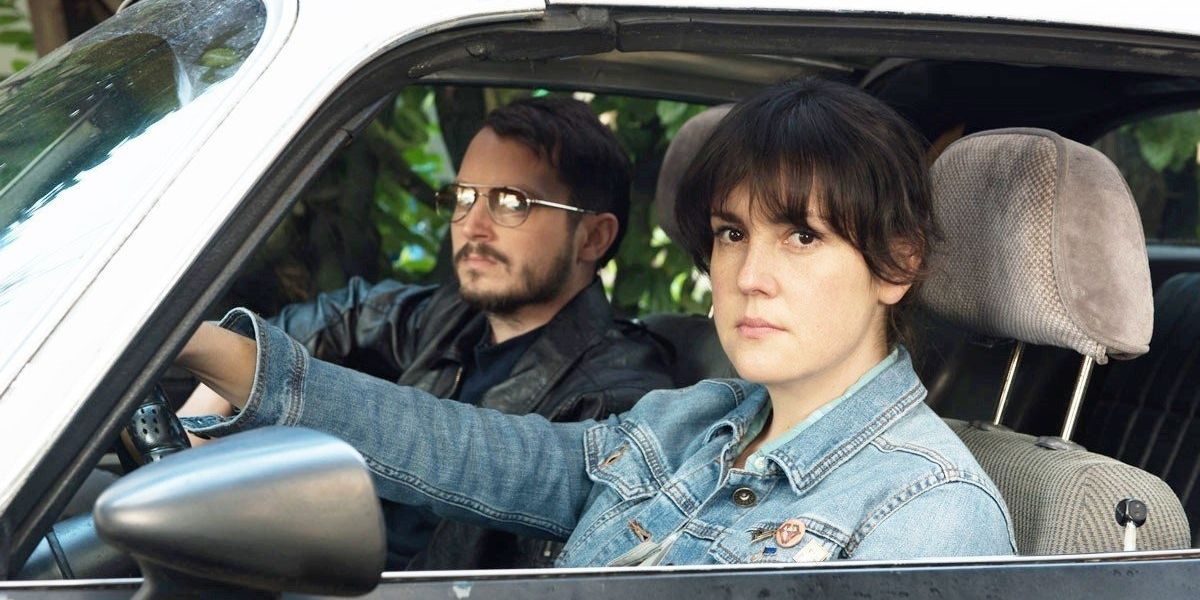 Elijah Wood and Melanie Lynskey in I Don't Feel at Home in This World Anymore (2017)