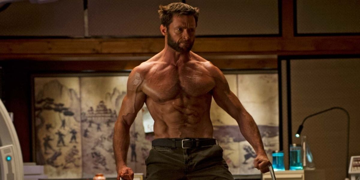 Shirtless Wolverine standing in The Wolverine (2013)