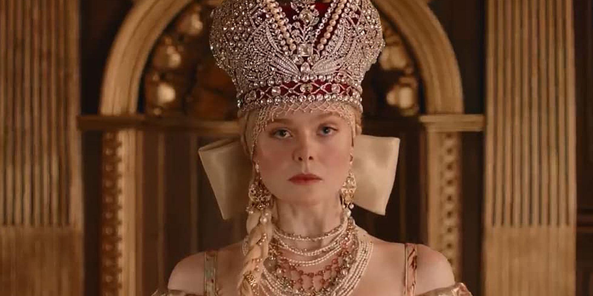 Catherine (Elle Fanning) overthrows Peter and ascends the throne