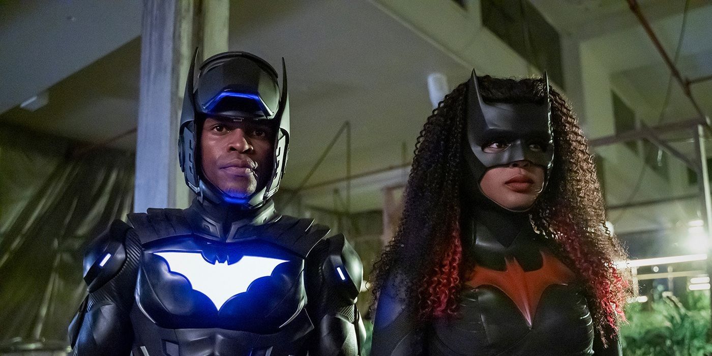 Javicia Leslie as Ryan Wilder/Batwoman and Camrus Johnson as Luke Fox/Batwing in CW's Batwoman