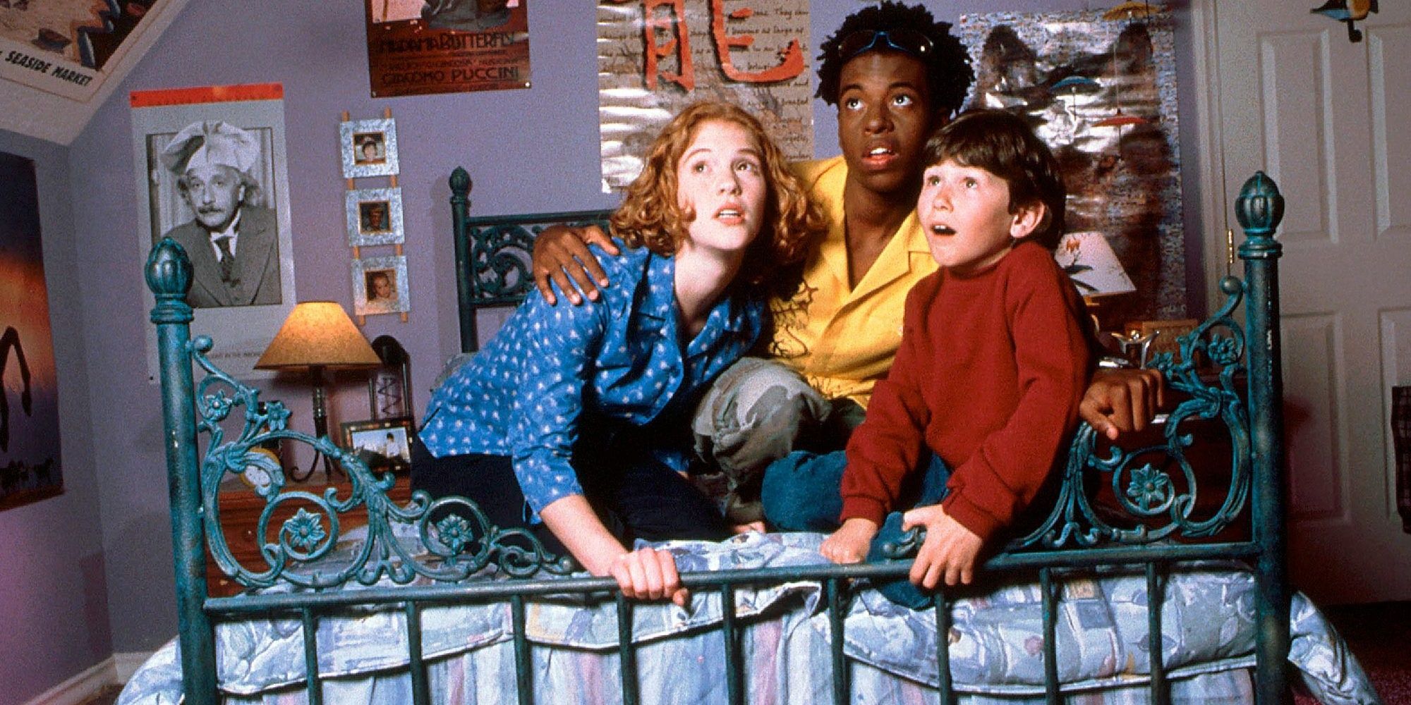 The cast of Don't Look Under the Bed (1999)