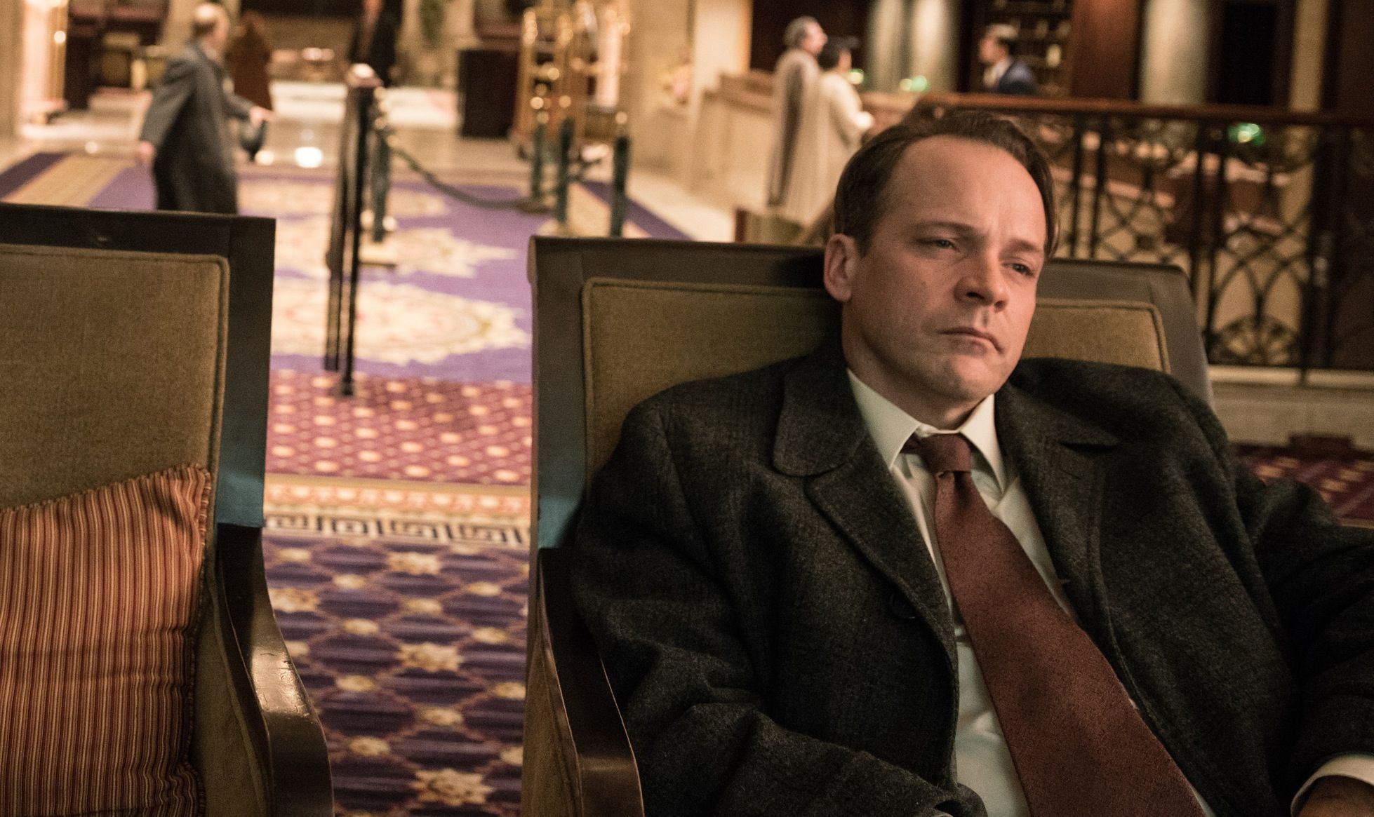 wormwood-peter-sarsgaard