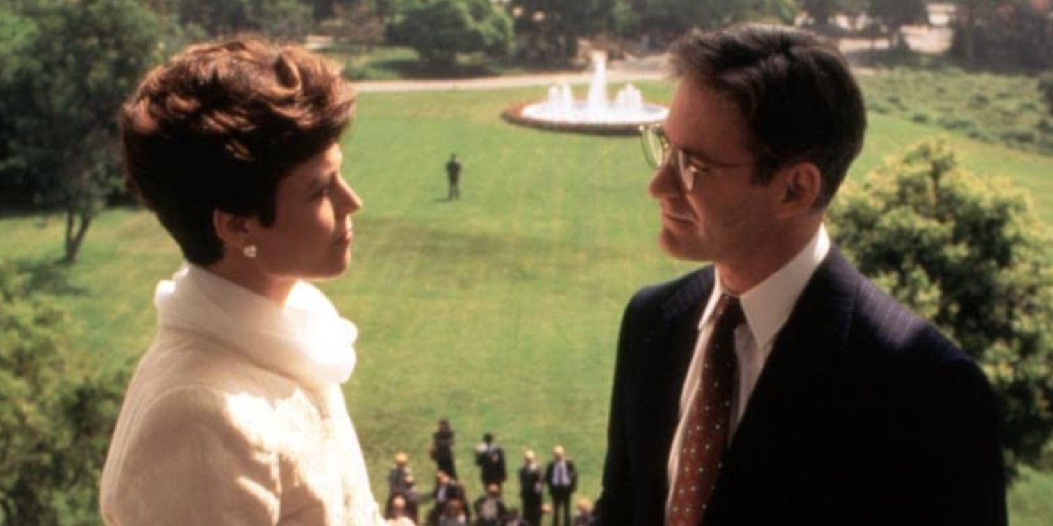 Kevin Kline and Sigourney Weaver in 'Dave'
