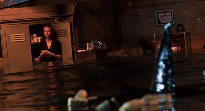 Deep_Blue_Sea_Anniversary4