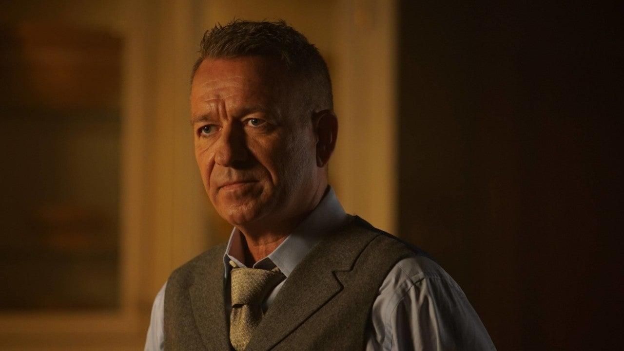 Sean Pertwee — Gotham