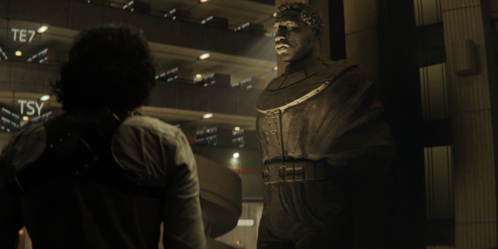 Statue of Kang the Conquerer in Loki