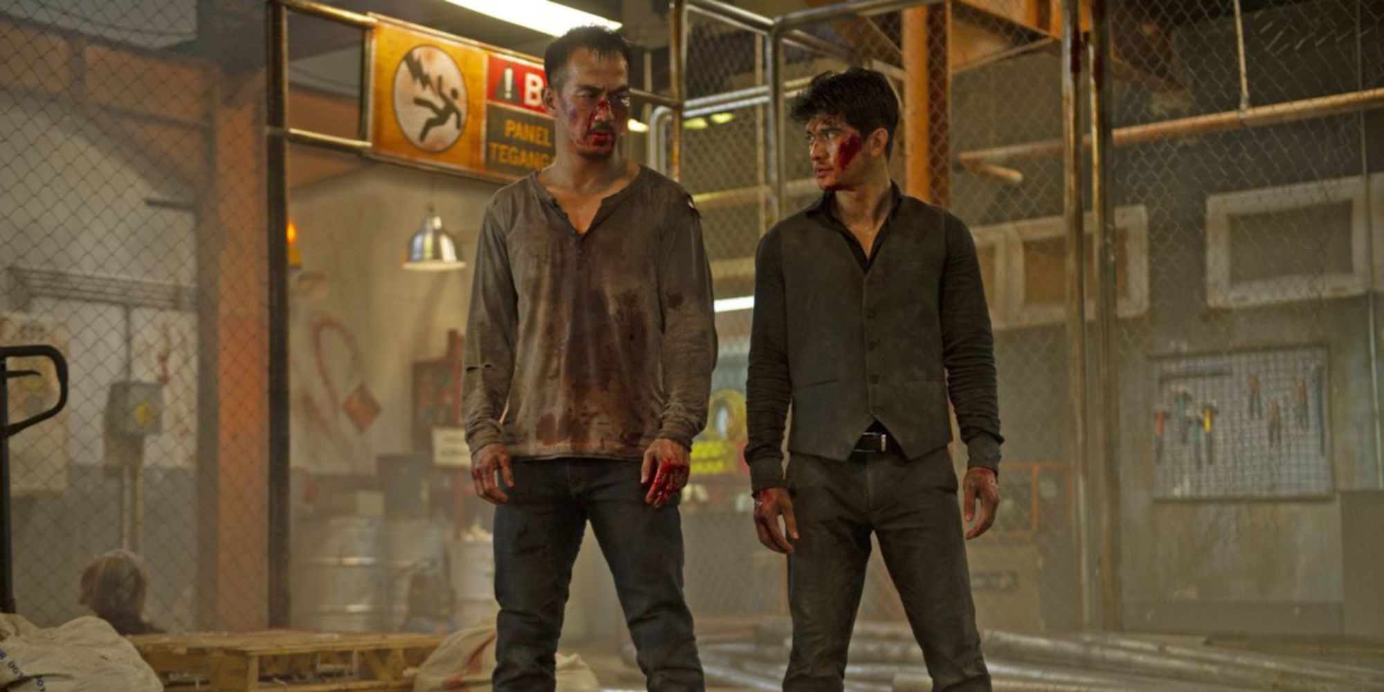 Joe Taslim and Iko Uwais in The Night Comes For Us