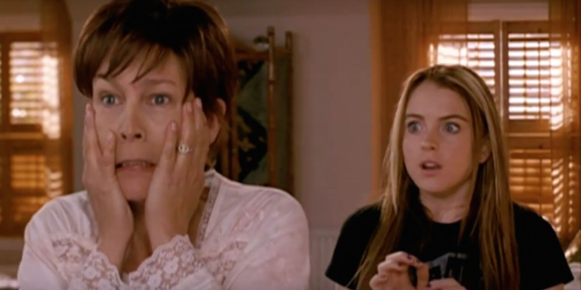 Jamie Lee Curtis and Lindsay Lohan in Freaky Friday