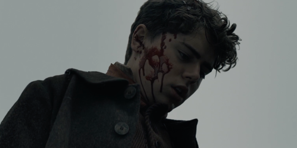 Yelllowstone' Fans Flock to Watch Star's 71% Rotten Tomatoes Dark Folk  Horror