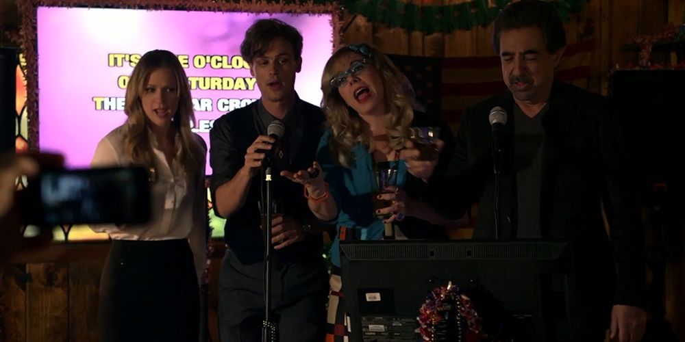 The BAU team in Criminal Minds singing &ldquo;Piano Man&rdquo; at a karaoke bar