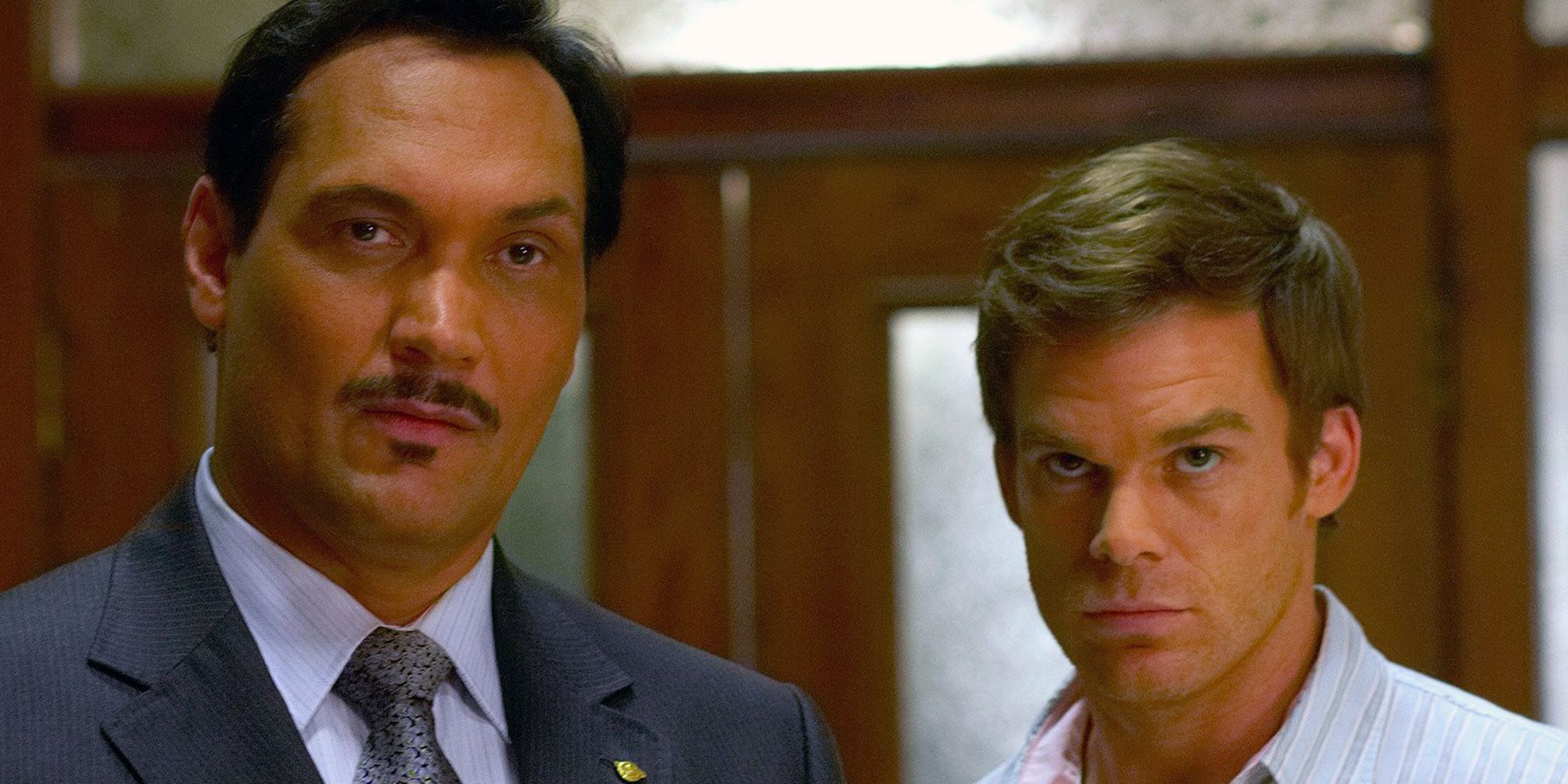 Miguel Prado (Jimmy Smits) & Dexter Morgan (Michael C Hall) became close friends, but their friendship was short lived