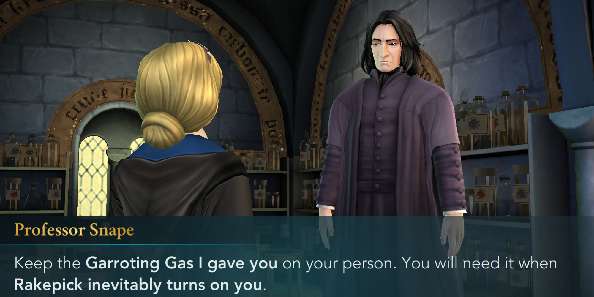 Snape gives a Garrotting Gas potion to a student