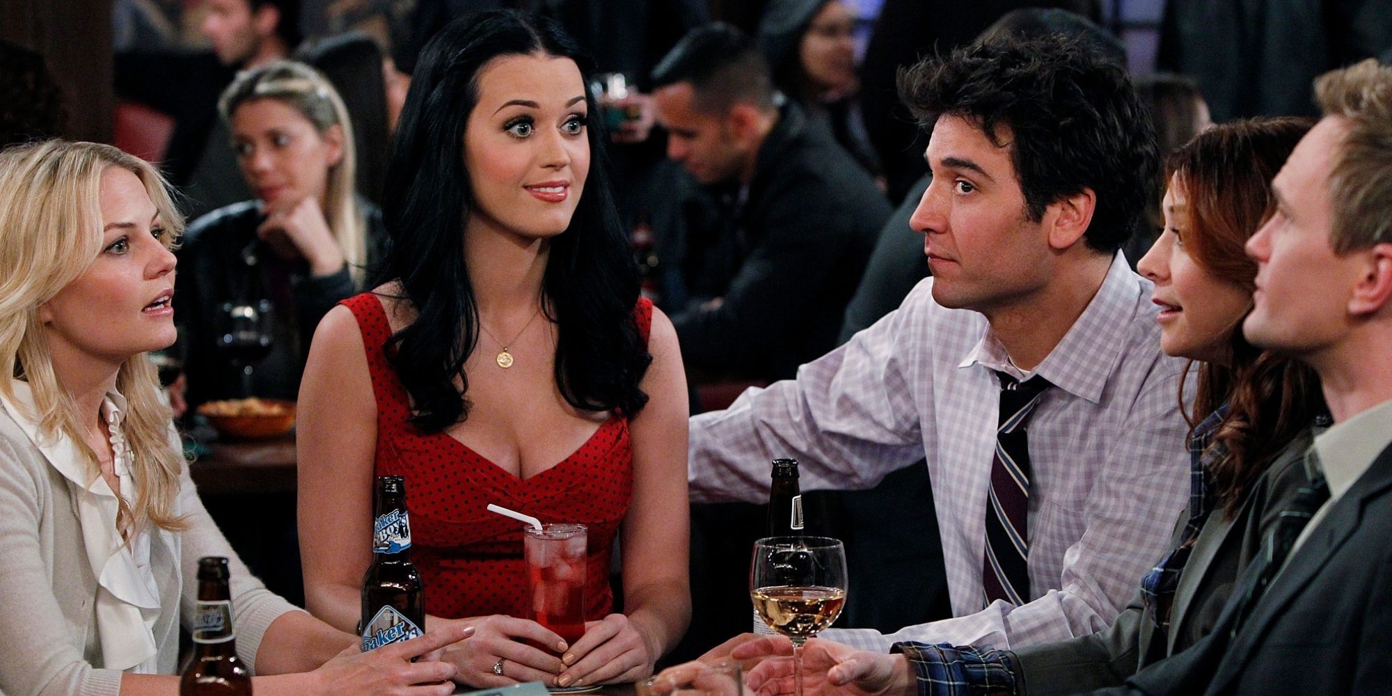 Katy-Perry with the whole HIMYM gang and Zoey