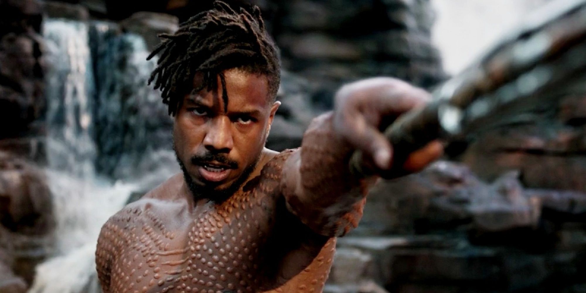 Erik Killmonger challenges T'Challa to a duel above the waterfall.