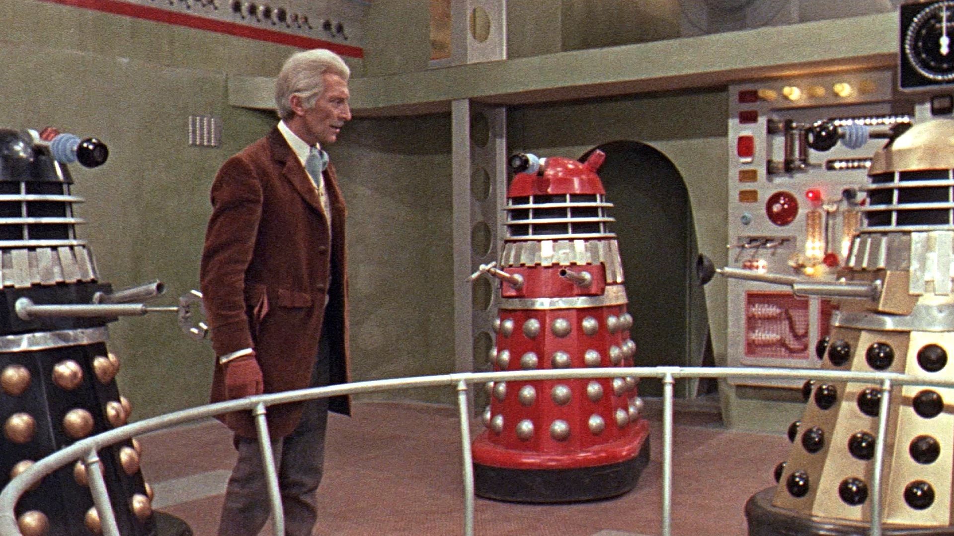 Peter-Cushing-Daleks-Invasion-Doctor-Who