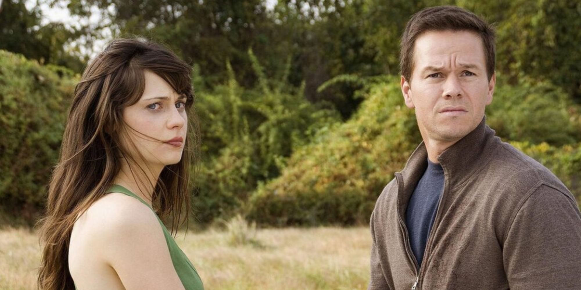 Zooey Deschanel and Mark Wahlberg in The Happening (2008)