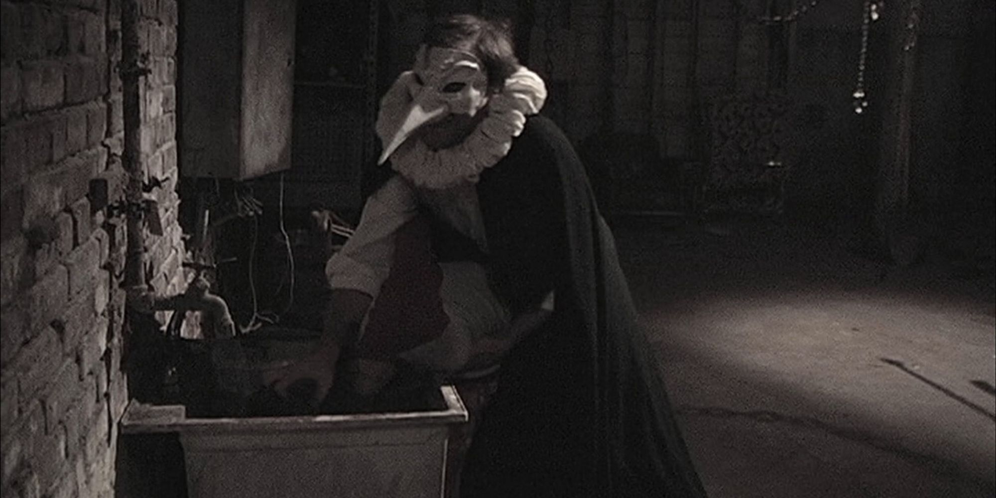 William Bookston dans le rôle du tueur masqué dans The Pouhkeepsie Tapes
