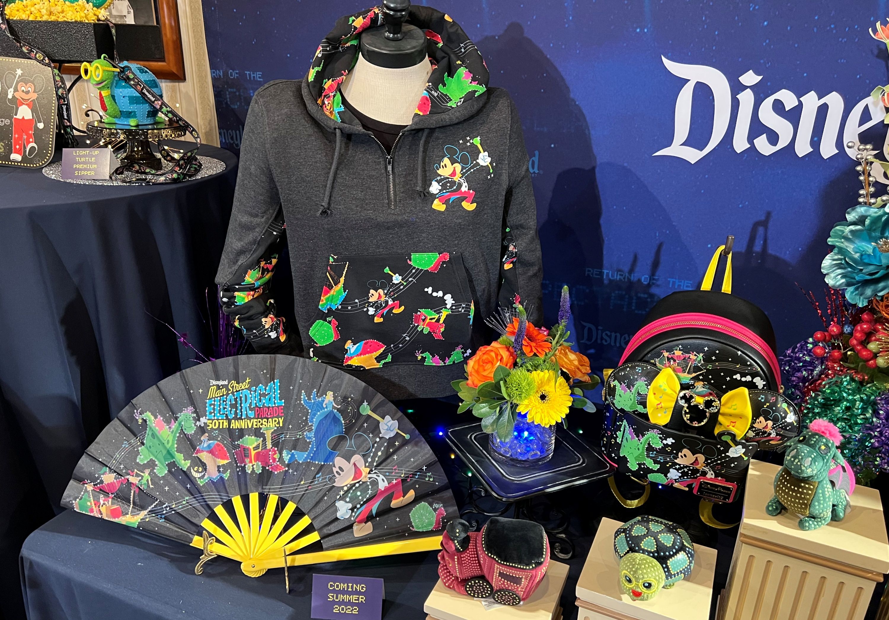 Disneyland Brings Back Nighttime Spectaculars w/ New Floats and Merchandise
