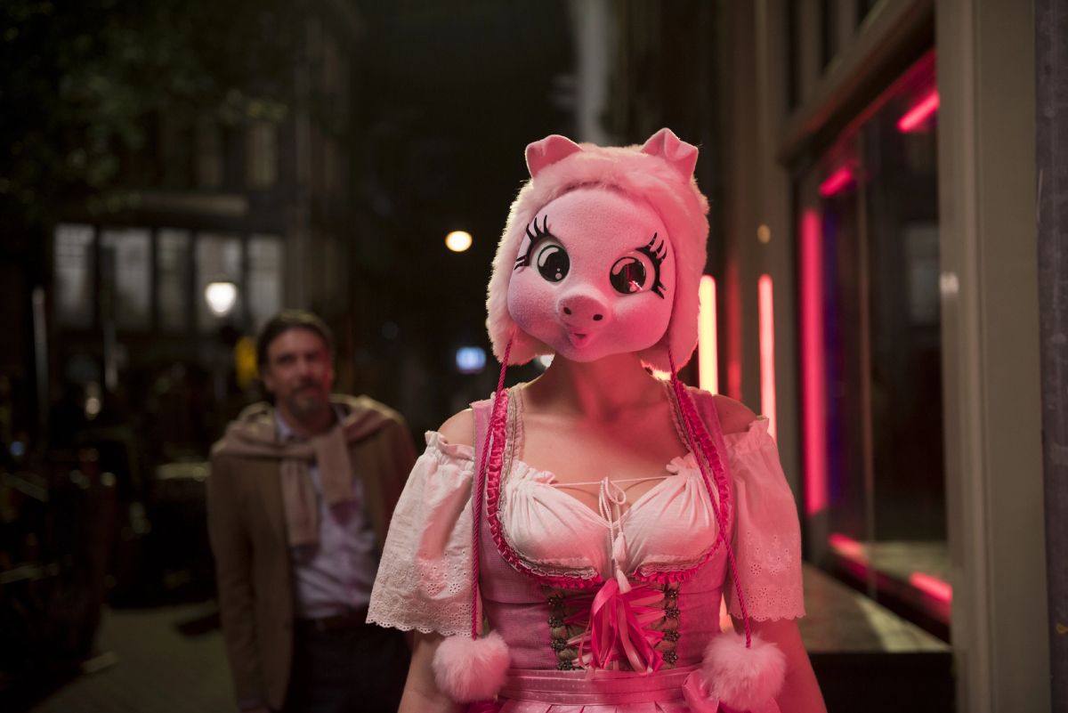 killing-eve-villanelle-pig-ballerina-bbc-america